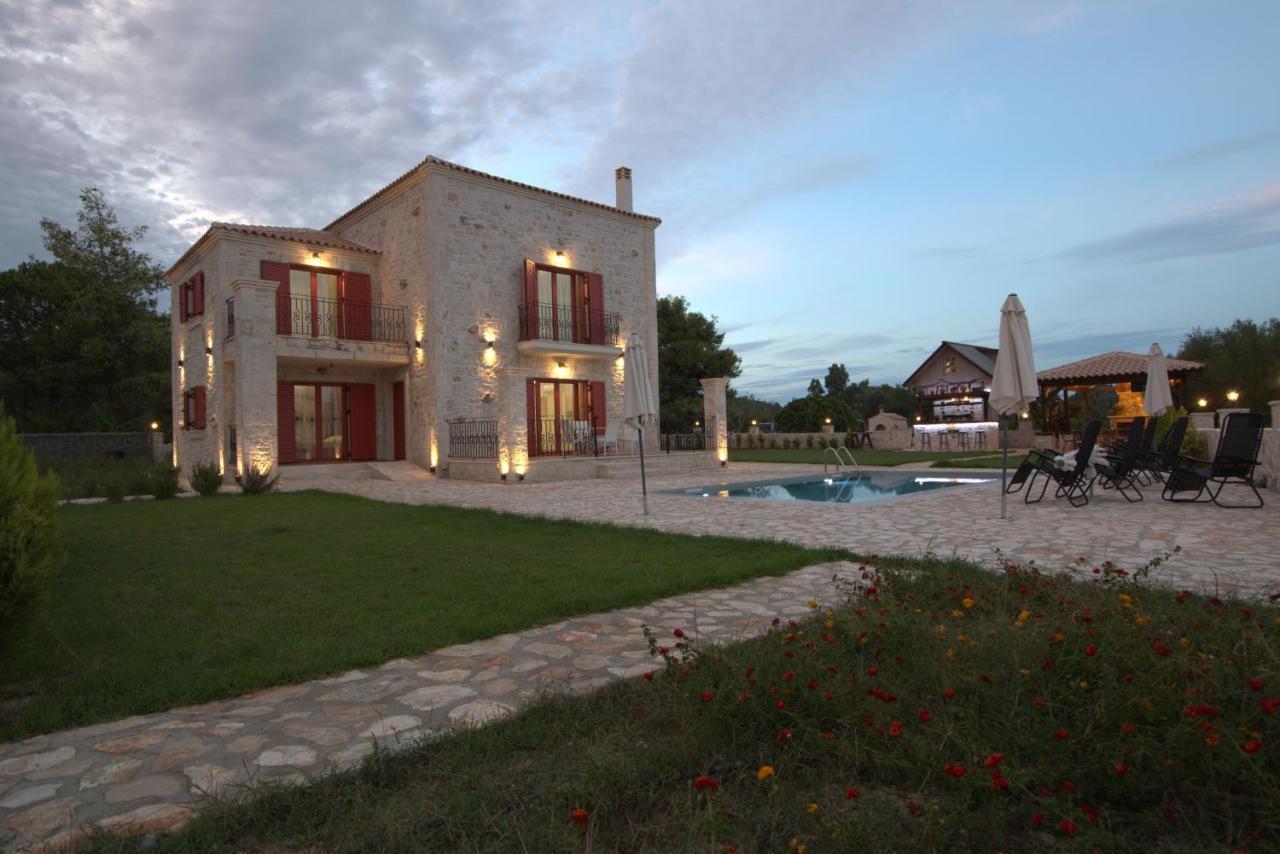 Agro Art Boutique & Luxury Villas - Two Art Villas With Pools, Unique Decors, And A Treehouse Option By Villa Mana Gers Vanato Exterior photo