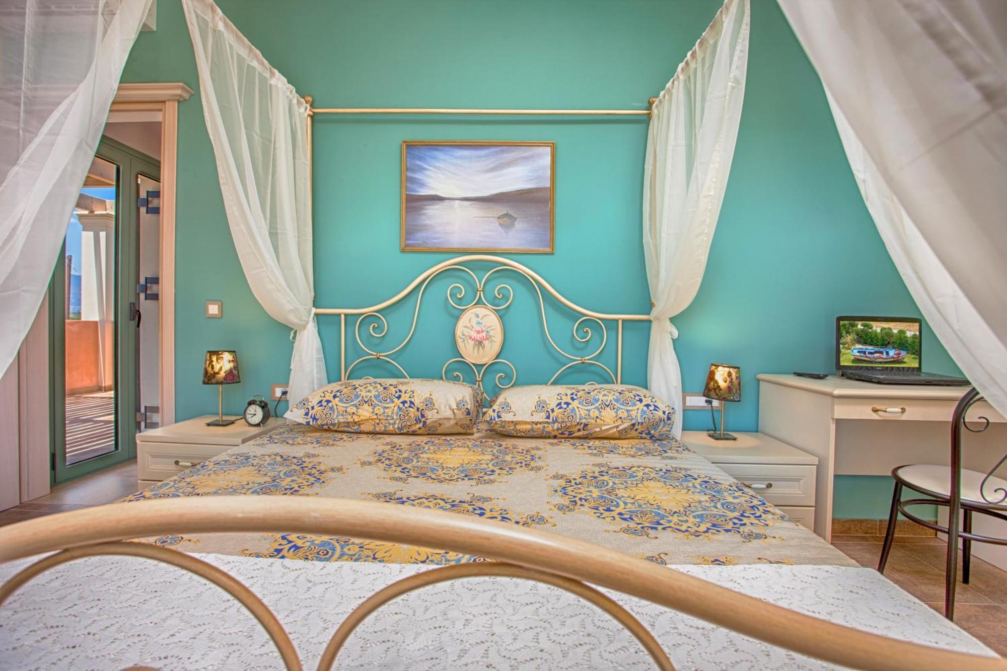 Agro Art Boutique & Luxury Villas - Two Art Villas With Pools, Unique Decors, And A Treehouse Option By Villa Mana Gers Vanato Exterior photo