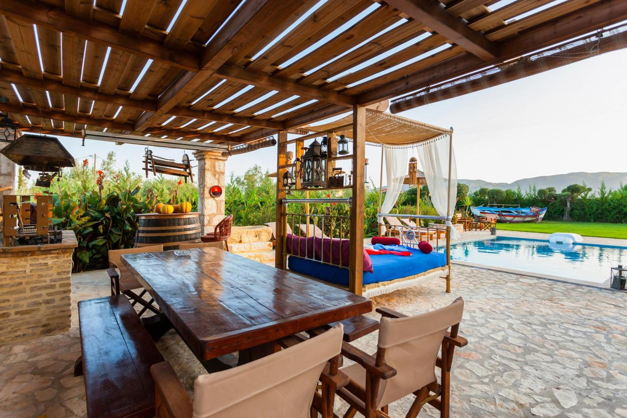 Agro Art Boutique & Luxury Villas - Two Art Villas With Pools, Unique Decors, And A Treehouse Option By Villa Mana Gers Vanato Exterior photo